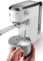 Ekspres do kawy DeLonghi EC890.WI